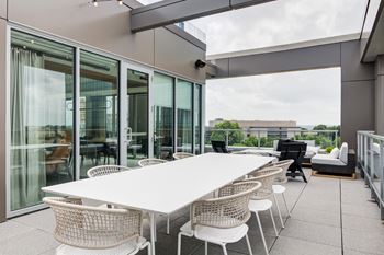 Skyterrace with grilling, dining, firepit and amazing views